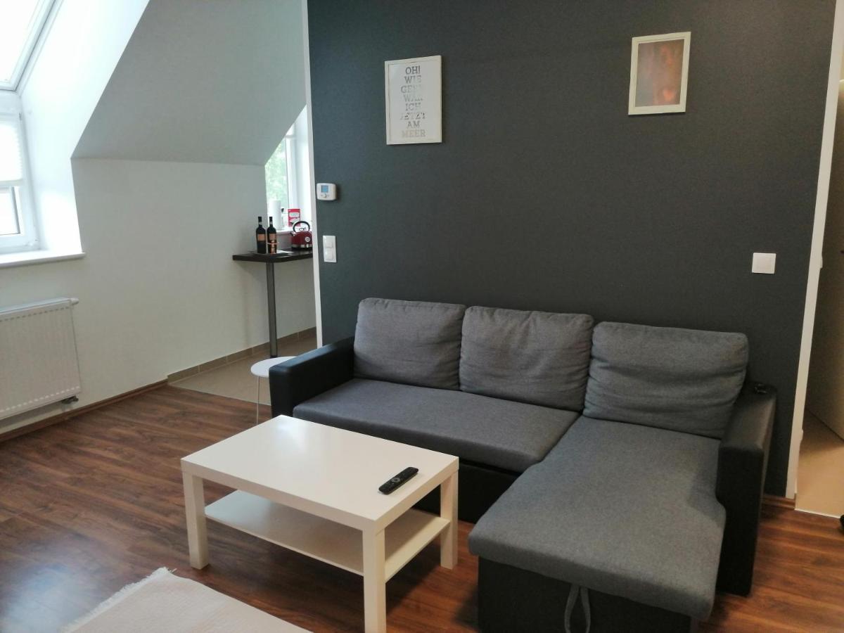 Simtown Suite Apartments Вена Экстерьер фото